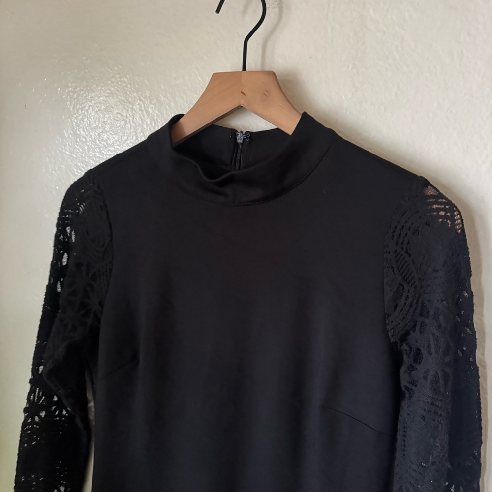 Lulus | Lace Up Your Sleeve Black Lace Long Sleeve Bodycon Dress - Picture 3 of 8